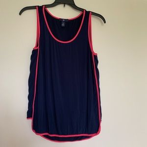 👜 2/$20 NWOT Gap Size S Tank Top